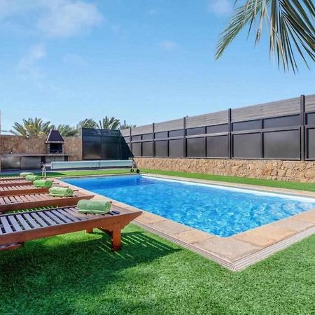 Villa cobas con piscina y privada Triquivijate Exterior foto