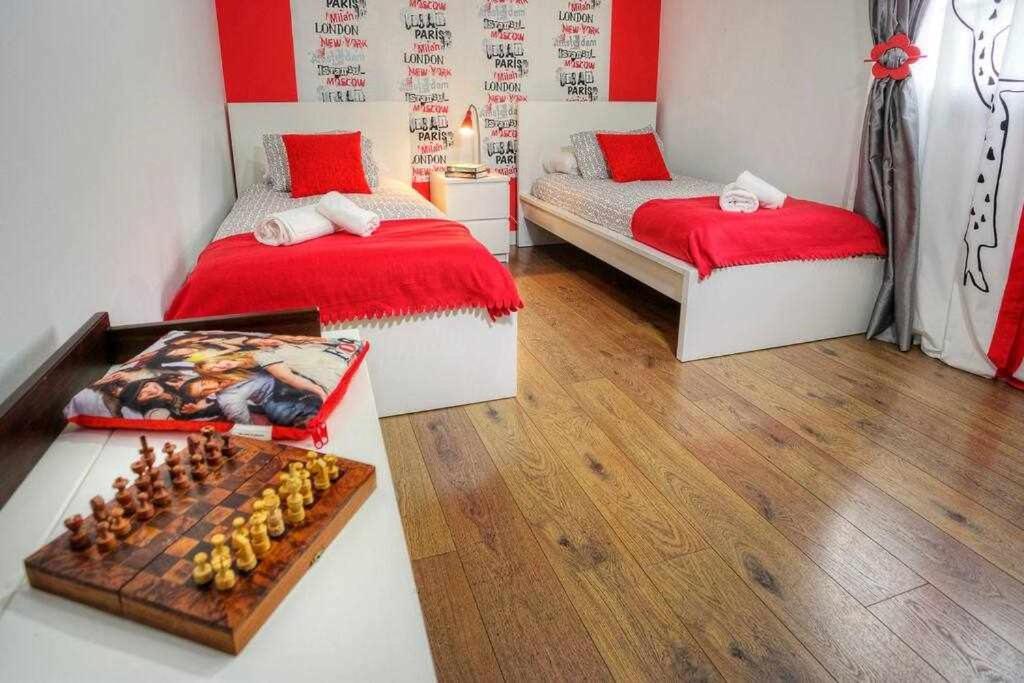 Villa cobas con piscina y privada Triquivijate Exterior foto